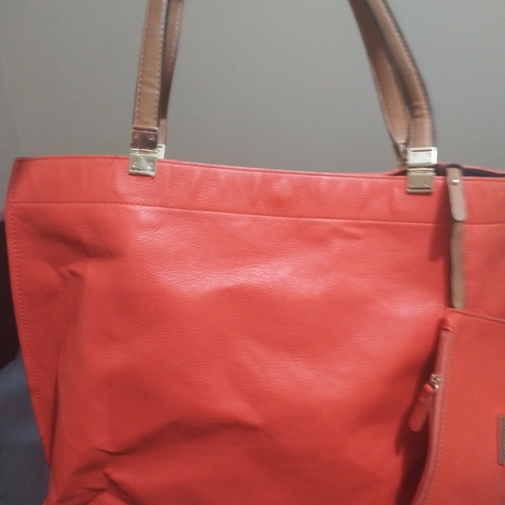 Purse - Picture 3 of 4